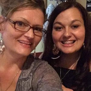 Meet your Posher, Debra